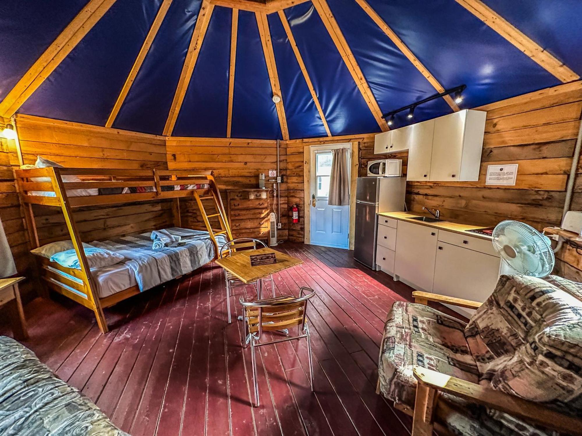 Auberge Du Vieux Moulin Sainte-Emélie Esterno foto